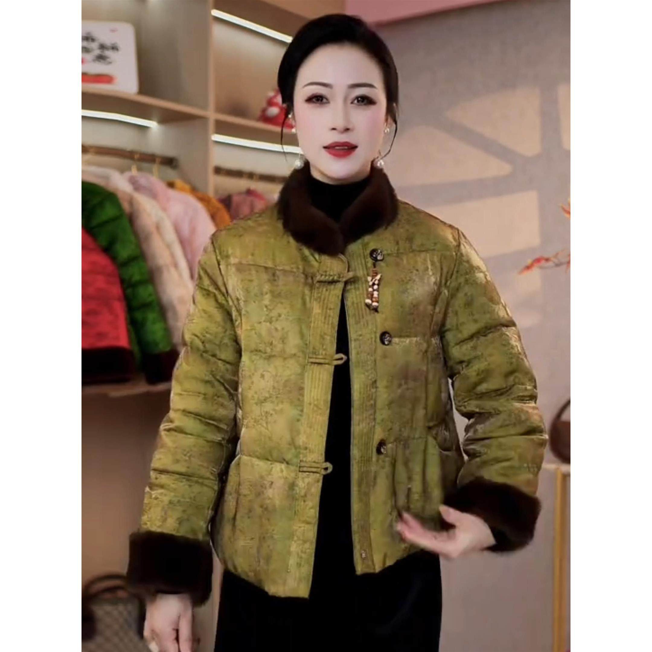 妈妈装冬季白鸭绒羽绒服2025新款气质中老年女装洋气保暖加厚外套,淘宝优惠券,粉丝福利购,淘宝优惠卷