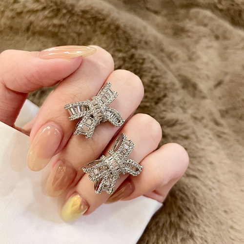FRIDAY JEWELRY气质微镶满钻蝴蝶气质百搭锆石耳钉耳环耳饰银针 - 图1