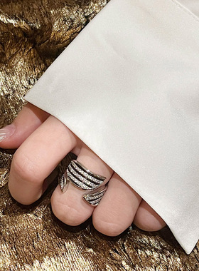 气质戒指FRIDAYJEWELRY锆石气质