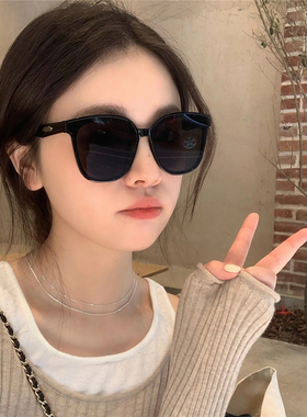 丁走走防紫外线大框显脸小墨镜