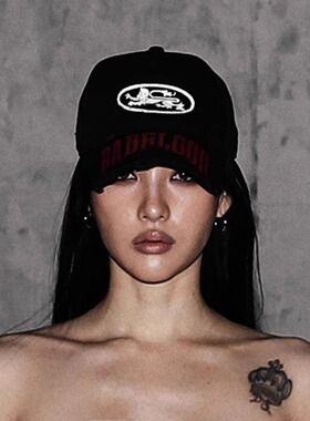 badblood做旧徽标辣妹黑色棒球帽