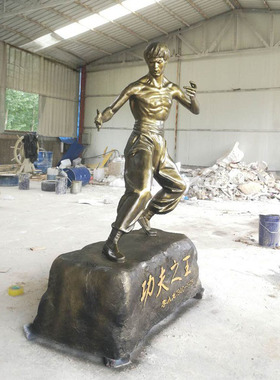 李小龙玻璃钢健身人物雕塑定制
