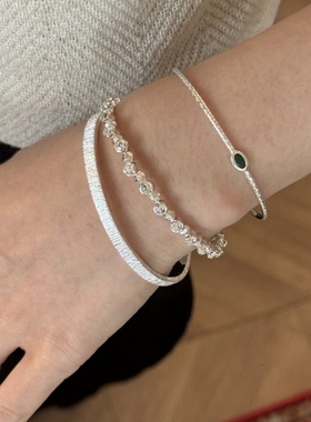 秋冬叠戴蓝锆石竖纹半开口复古贵气手镯简约大气高级手环百搭银色