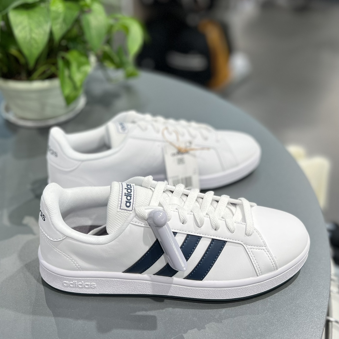 Adidas/阿迪达斯GRAND COURT BASE男女款运动鞋低帮休闲鞋FY8568 - 图1