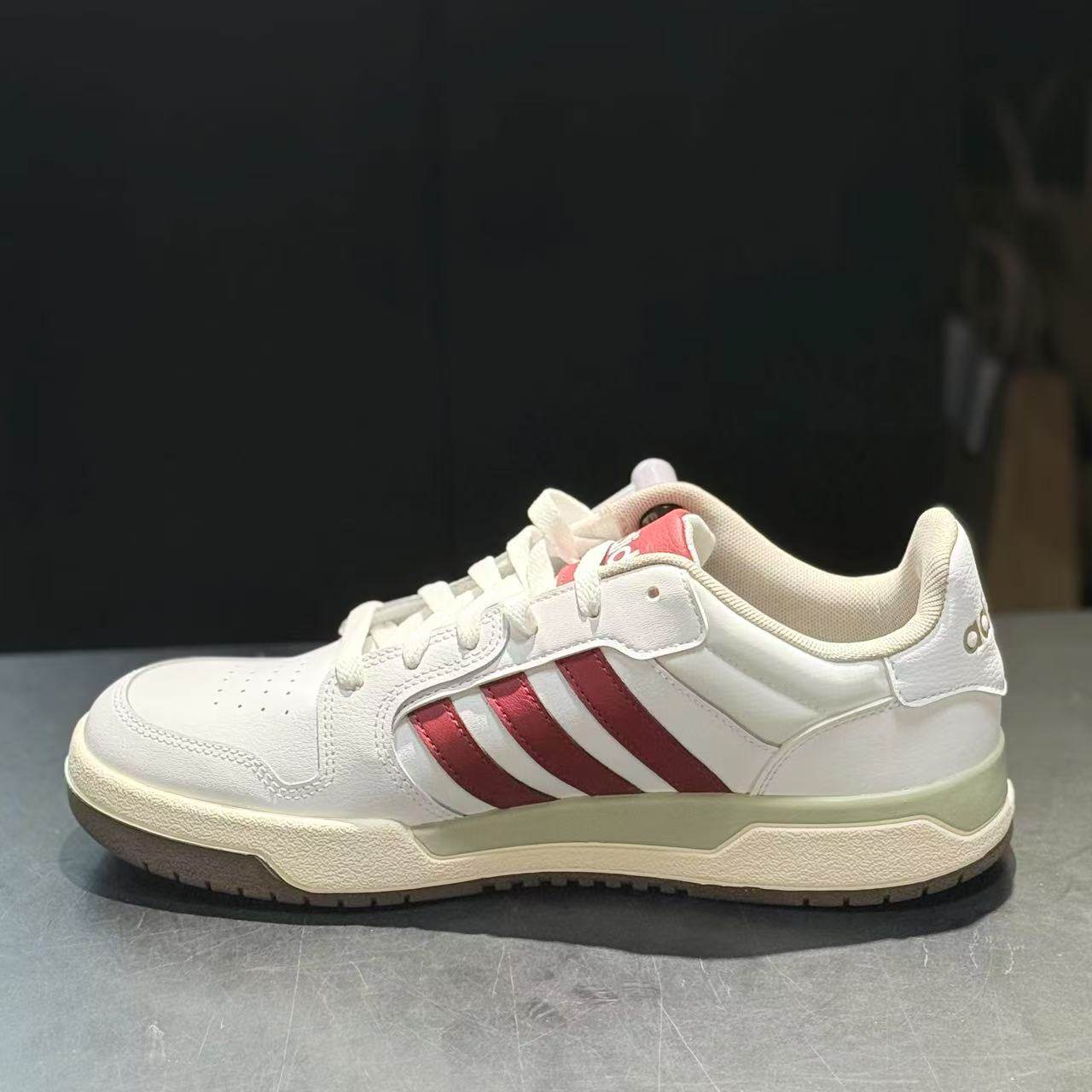 鞋正面
