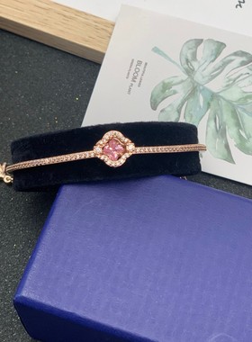 3家新款花朵四叶草的女粉色首饰