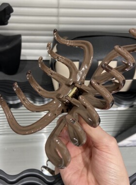 E5035 巨能抓！豹纹南瓜抓夹盘发秋冬发量大韩系鲨鱼夹发夹后脑勺