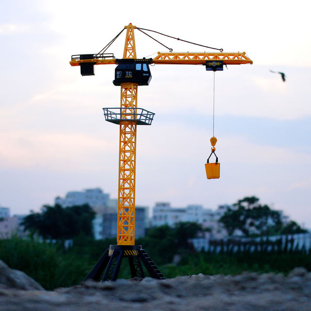 remote control tower crane