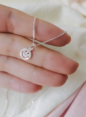 韩版s925纯银迷你可爱笑脸吊坠项链女锁骨链时尚简约小众设计包邮