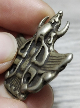 藏式藏银色白铜托甲古朴精品大鹏鸟护身吊坠挂件西藏精品文玩饰品