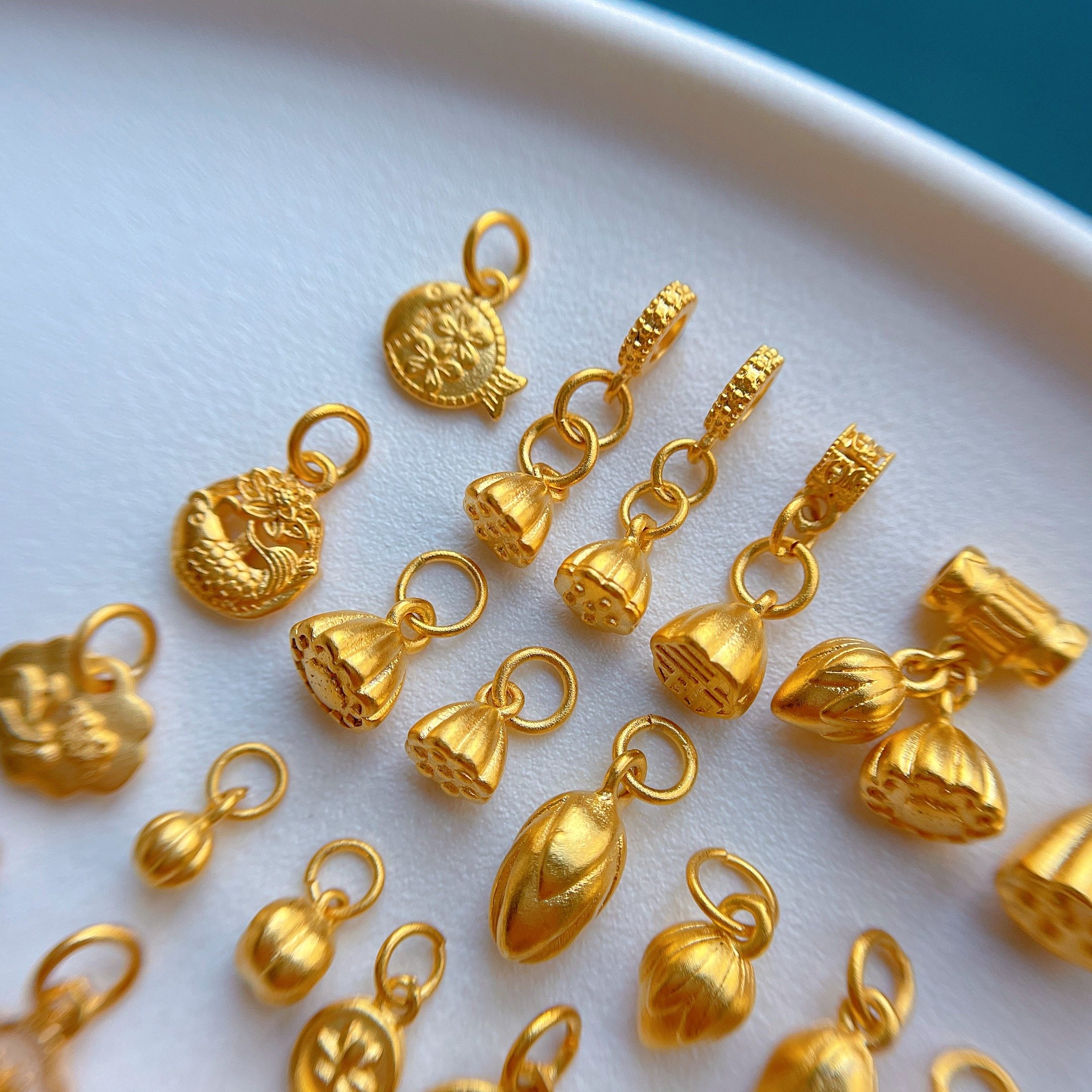 包24K金保色配件锦鲤小鱼莲花两世欢莲蓬花苞吊坠提溜挂坠diy手链,淘宝优惠券,粉丝福利购,淘宝优惠卷