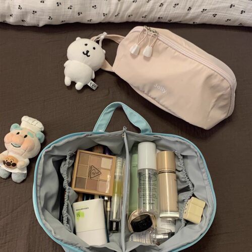 近几个月最爱的化妆包！大容量女便携分区收纳包旅行手提洗漱包 - 图2