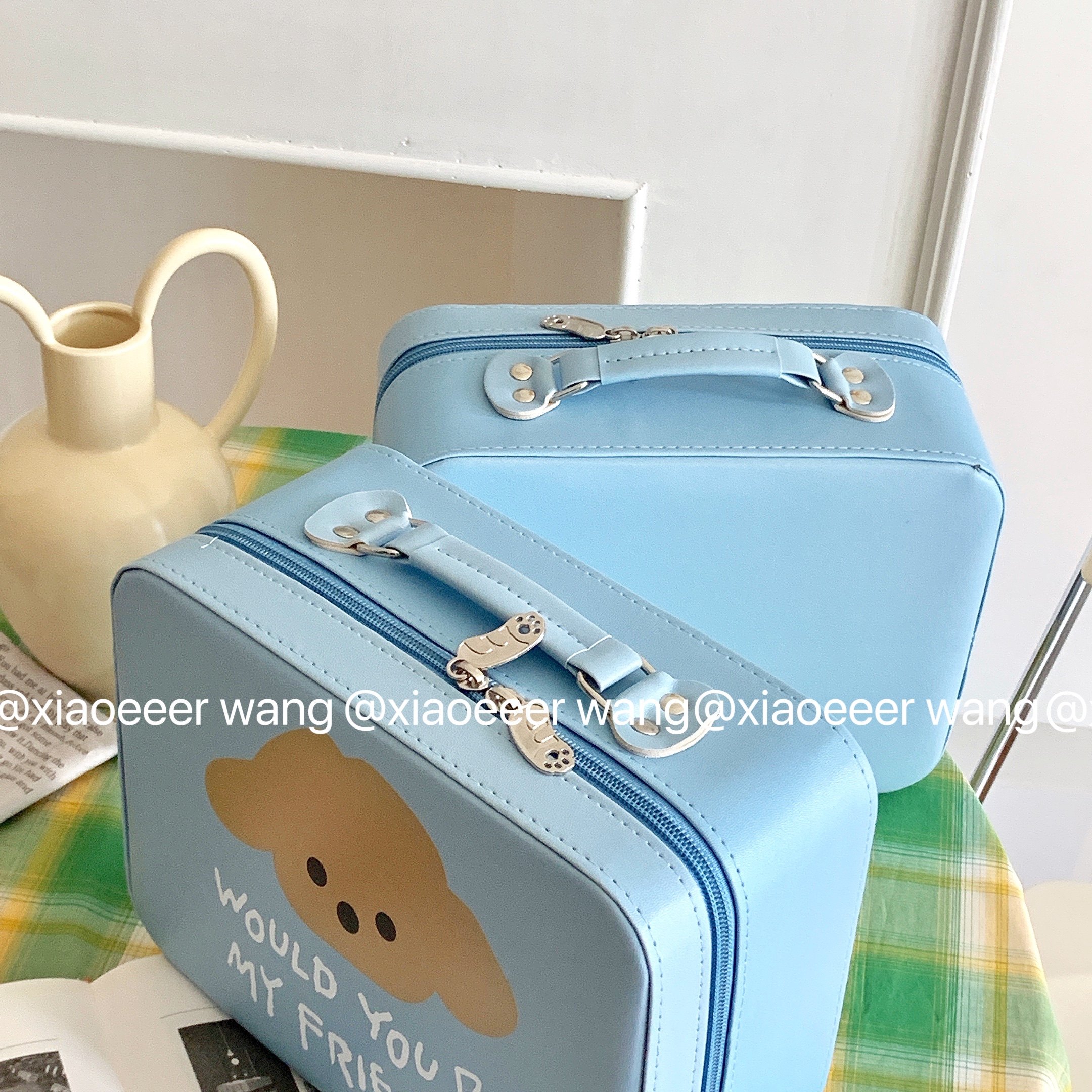 实用主义！原创ins风化妆包女奶油蓝小狗化妆箱大容量便携收纳盒,淘宝优惠券,粉丝福利购,淘宝优惠卷