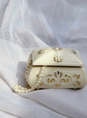 Lenox陶瓷镂空描金首饰盒居装饰