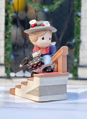 人物楼梯陶瓷礼物水滴娃娃新年