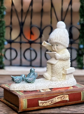 56陶瓷白帽子雪娃指挥小鸟唱歌