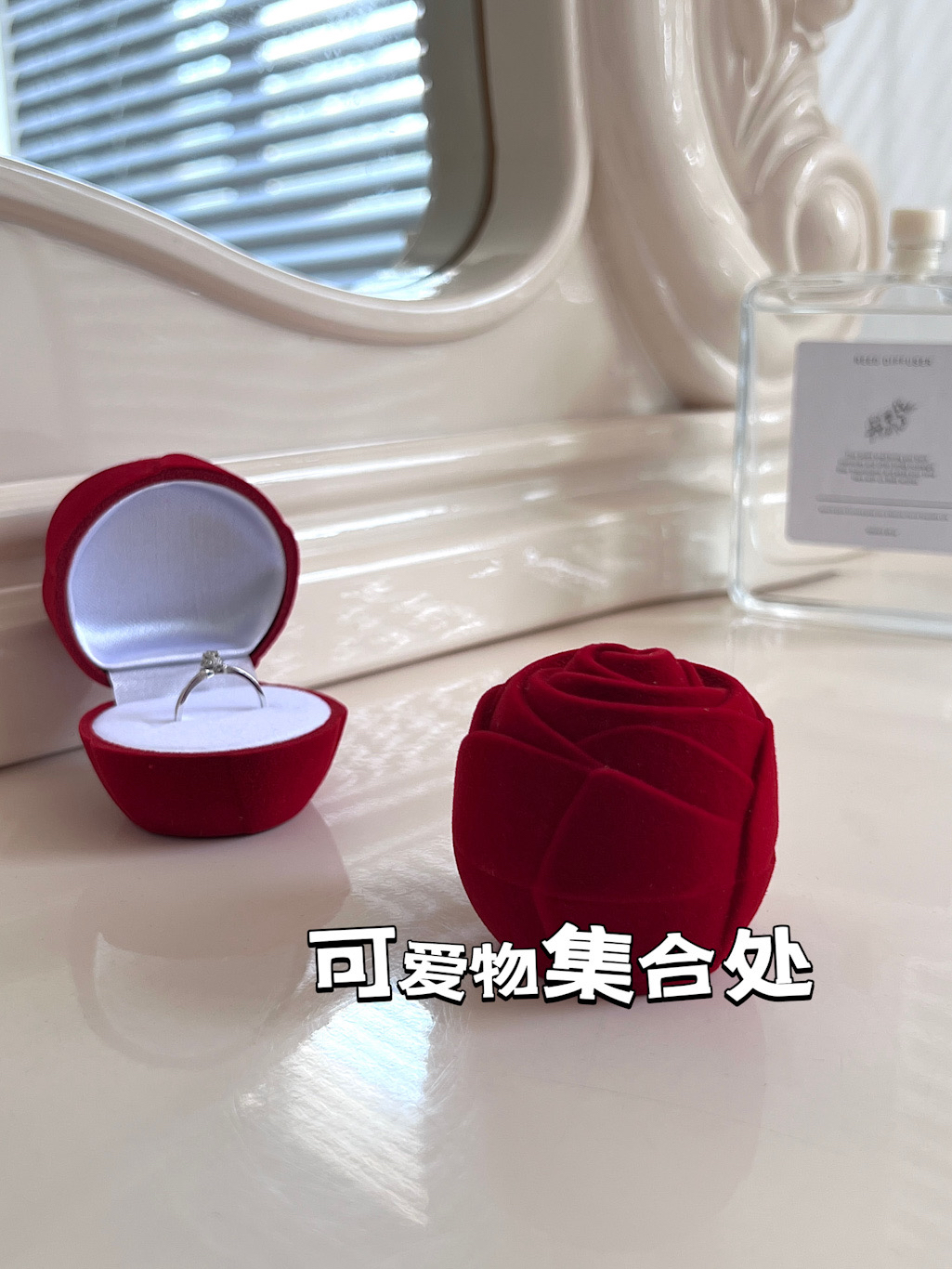 浪漫红玫瑰戒指盒丝绒花朵耳钉首饰盒创意情人节礼物盒求婚戒指盒