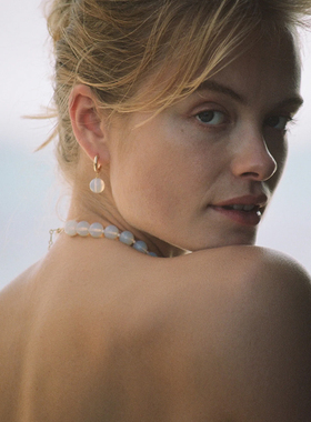 Cha 官方 | Anni Lu BUBBLES 月白色泡泡手工串珠项链