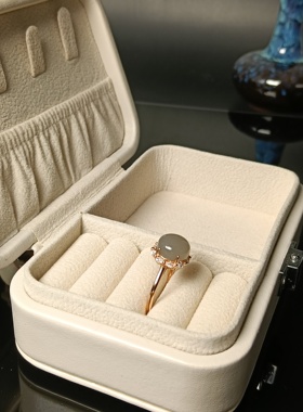 和田玉925银镶烟青小面包戒指