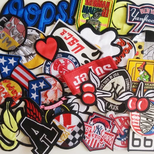 Склейки для вышивки маленьких значков называются Qingcang Diy Down Down Buper Shiel