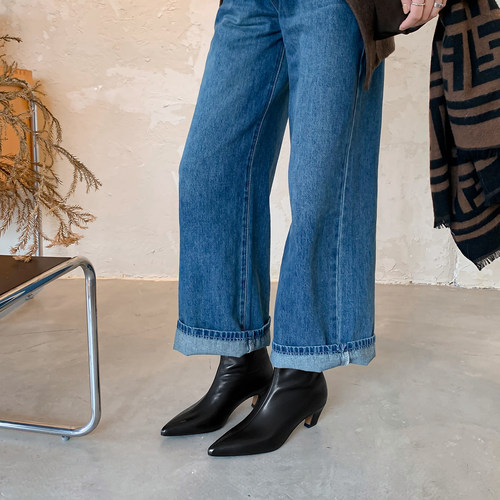 MIA真皮韩版尖头短靴女冬季黑色低粗跟百搭法式5CM跟显瘦瘦靴气质 - 图1