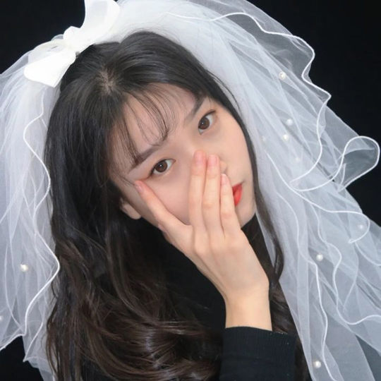 新娘轻婚纱发光小头纱女童超仙森系领证网红拍照道具蝴蝶结头饰