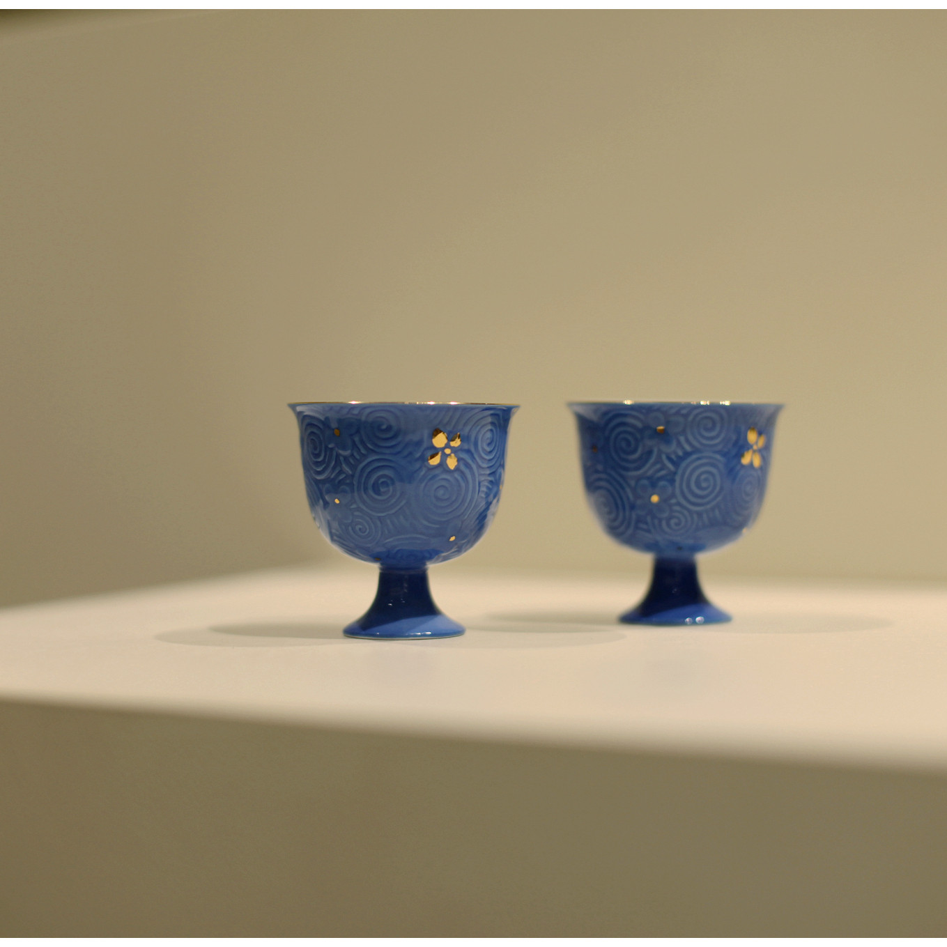 |亦宋树书院|《洒蓝》水纹高足杯 茶杯 酒杯 描金 釉下彩 陶瓷,淘宝优惠券,粉丝福利购,淘宝优惠卷