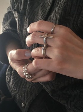 韩系博主同款十字戒指 小众复古做旧锤纹工艺冷淡风个性潮酷戒指