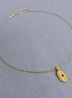 25年法式盾牌项链 新款简约小众精致高级感八芒星盾牌锁骨链