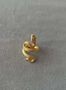 25年蛇年戒指本命年新款夸张个性欧美风缠绕可调节蛇形戒指食指戒