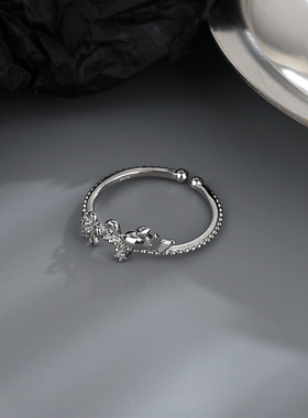 慵懒风立体猫咪韩国蝴蝶单钻戒指