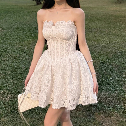 法式蕾丝抹胸鱼骨连衣裙女生日聚会小礼服纯欲收腰显瘦蓬蓬短裙子 - 图2