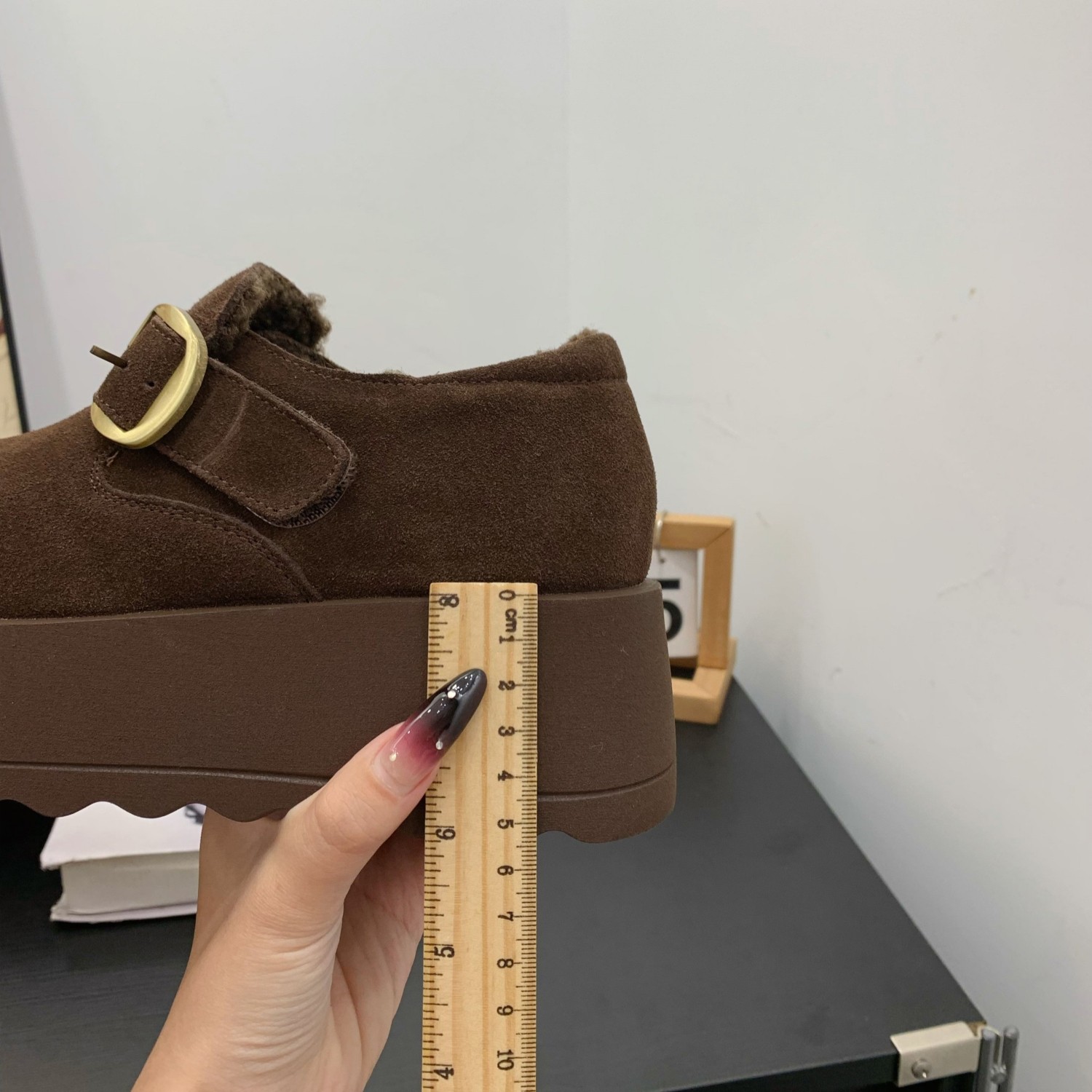 复古灰色高级感勃肯鞋女2025冬季加绒深口棉鞋魔术贴厚底松糕鞋,淘宝优惠券,粉丝福利购,淘宝优惠卷