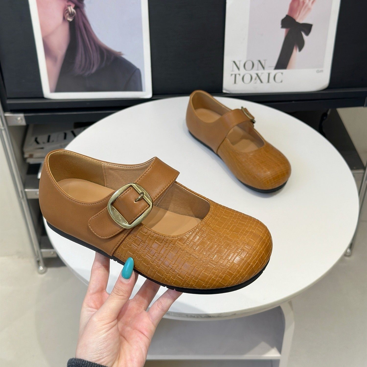超火踩屎感玛丽珍鞋女2026春季新款复古编织一字扣带平底浅口单鞋,淘宝优惠券,粉丝福利购,淘宝优惠卷