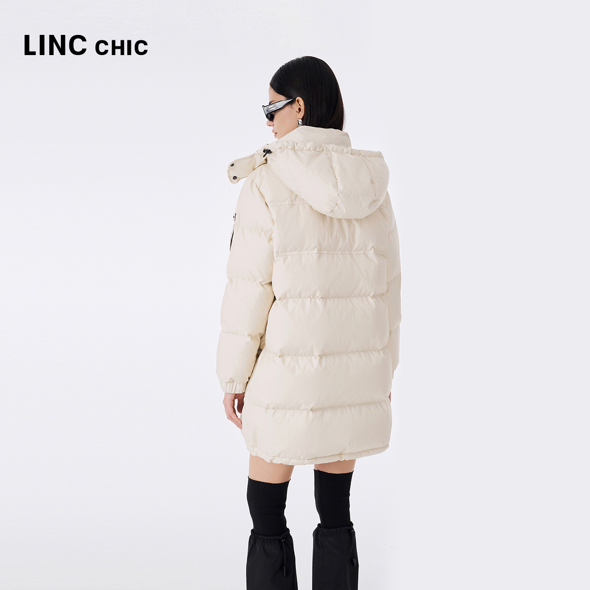 LINCCHIC金羽杰2023冬款防雨雪中长款连帽加厚羽绒服女Y23803218