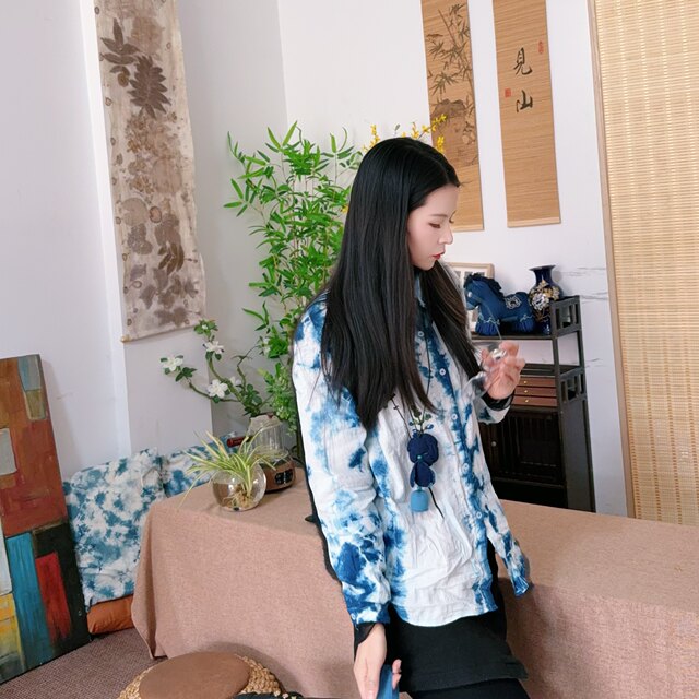 Yiche tie-dyed handmade-dyeed plant-dyeed intangible cultural heritage blue-yeded spring shirt women's long-sleeved slim loose cotton top cardigan top