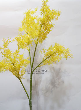 红色羽毛松仿真花雾凇草雪松枝迷雾手作家居装饰摆件花艺材料