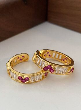 爱心戒指女小众高版本轻奢高级感食指戒不掉色可调节指环饰品