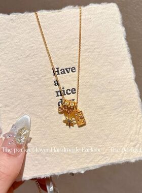 中古风沙金星月吊坠项链新款高级感轻奢小众颈链锁骨链女电镀真金