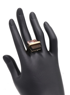 原创设计开发欧美风饰品黑色木头