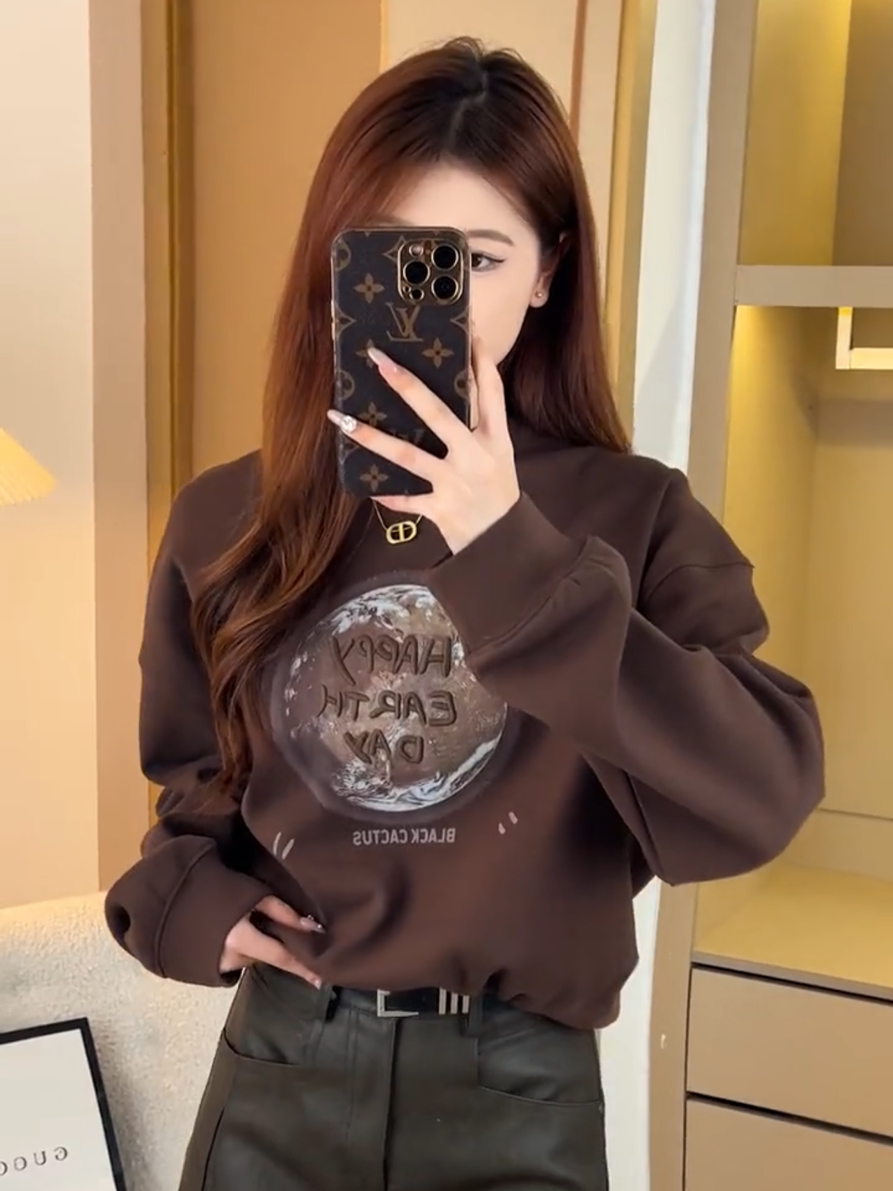 设计感下摆抽绳圆领卫衣女2023秋冬新款时尚印花刺绣大码长袖上衣,淘宝优惠券,粉丝福利购,淘宝优惠卷