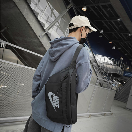 nike large crossbody bag