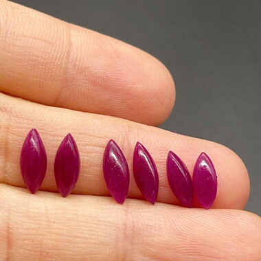 上新一手天然无烧鸽血红宝石马眼形镶嵌蛋面耳饰手链5*10mm正品质