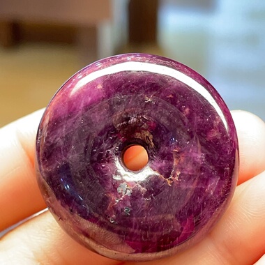 老料天然红宝石平安扣 古代怀古扣住平安事事如意 重工重料 148ct