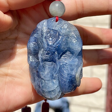 天然缅甸蓝宝石龙腾实业雕刻件吊坠项链坠饰品礼物送男友生日礼物