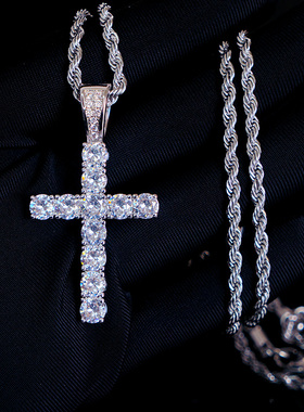 锆石满钻十字架吊坠马思唯同款