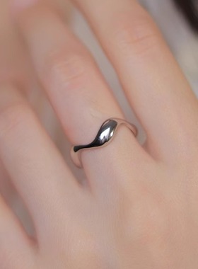 韩版不规则波浪纹纯银戒指