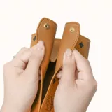 Творческий автомобиль внутри бумажной тканевой коробки -Стенка -Простая кожаная кожаная бумажная бумага набор автомобиля с высоким датчиком.