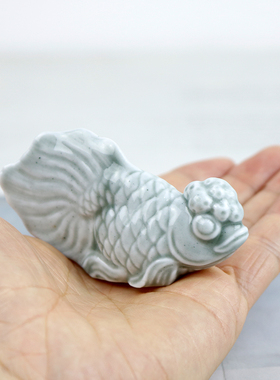 招财金龙鱼陶瓷摆件景观鱼摆设