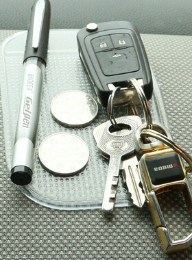 汽车用品直销防滑垫强力吸力防水车载手机防震安全时尚